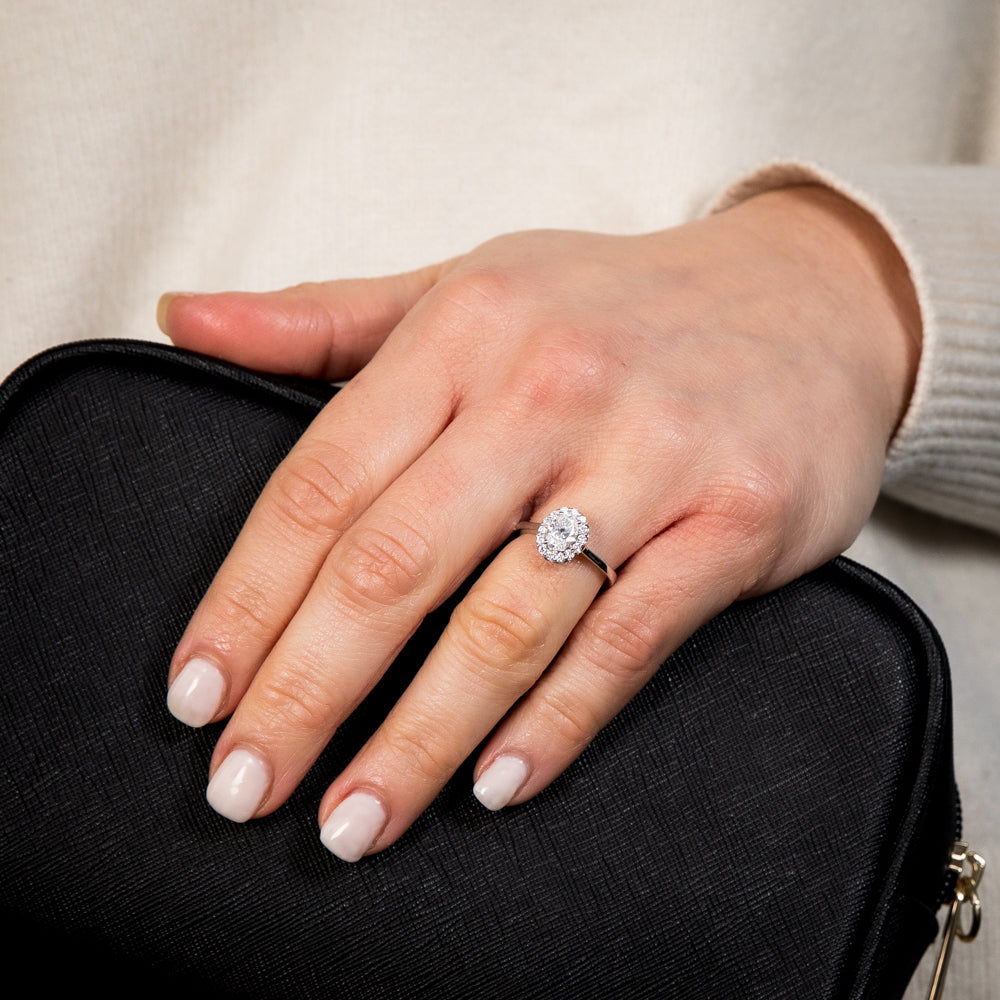 Lola - Oval Halo Diamond Engagement Ring – Grew & Co