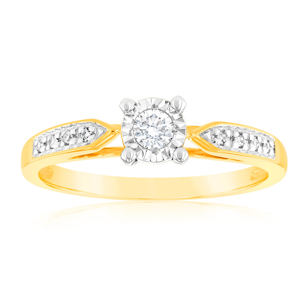 9ct Yellow Gold Luminesce Lab Grown Ring With 9 Brilliant Diamonds