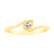 Load image into Gallery viewer, 9ct Yellow Gold Luminesce Lab Grown Single Diamond Ring