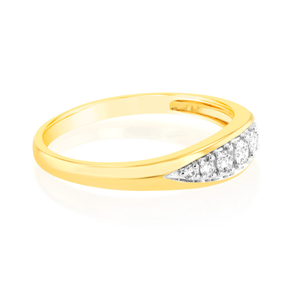 Luminesce Lab Grown 9ct Yellow Gold 1/6 Carat Diamond Ring