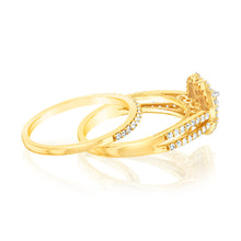 Load image into Gallery viewer, Luminesce Lab Grown 9ct Yellow Gold 0.70 Carat Diamond Heart Shaped Bridal Set