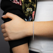 Load image into Gallery viewer, Luminesce Lab Grown 5 Carat Diamond Tennis Bracelet in 9ct Yellow Gold