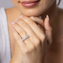 Load image into Gallery viewer, Luminesce Lab Grown 1.50 Carats Diamond Ring in 9ct Yellow Gold