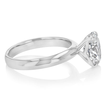 Luminesce Lab Grown 2 Carats Diamond Oval Solitaire Ring in Platinum